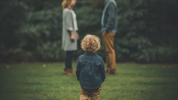 Divorce et départ en vacances : faut-il l'accord de l'autre parent ?